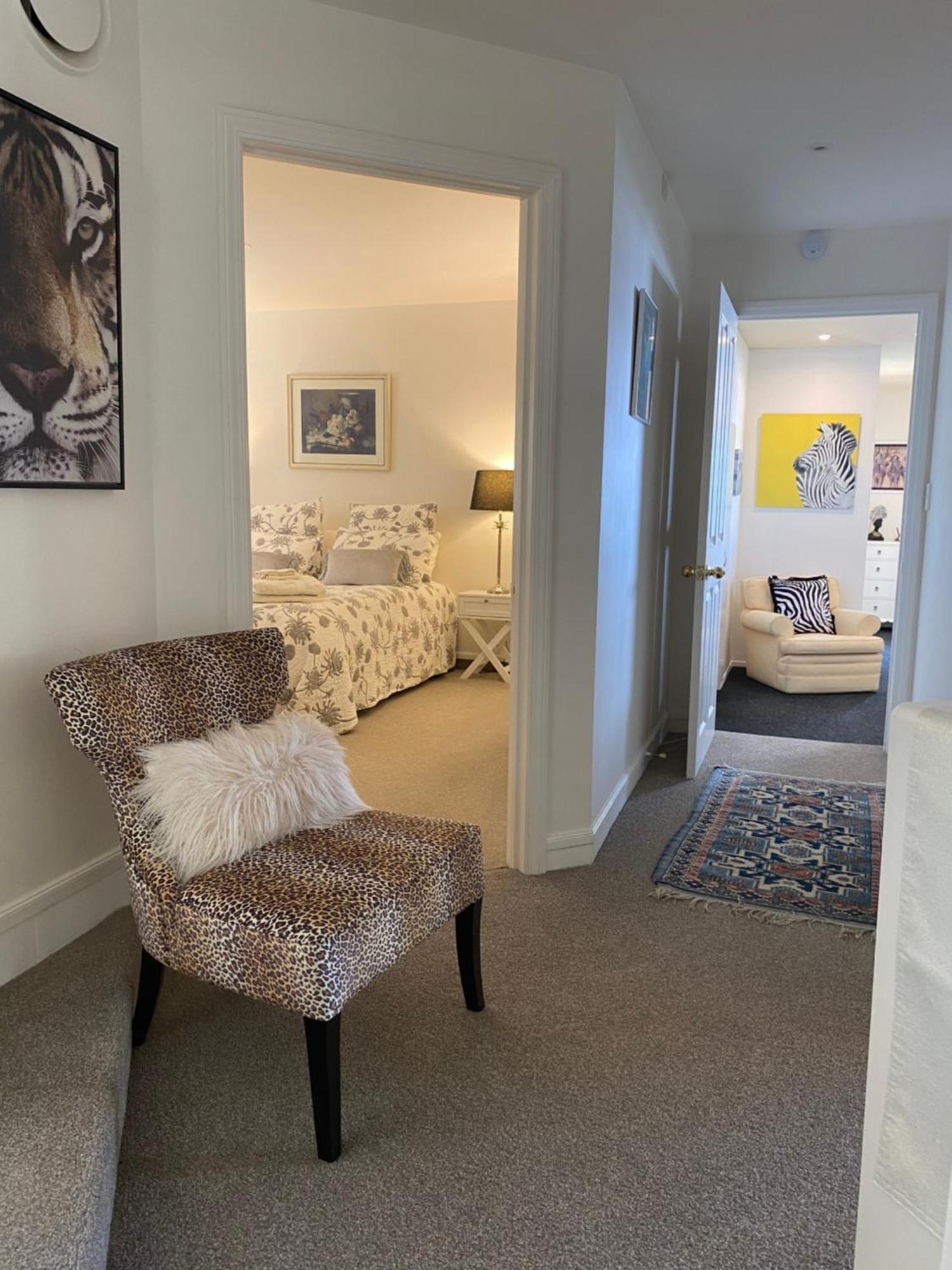 Maison Blue - Chic Garden Apartment نابيير المظهر الخارجي الصورة